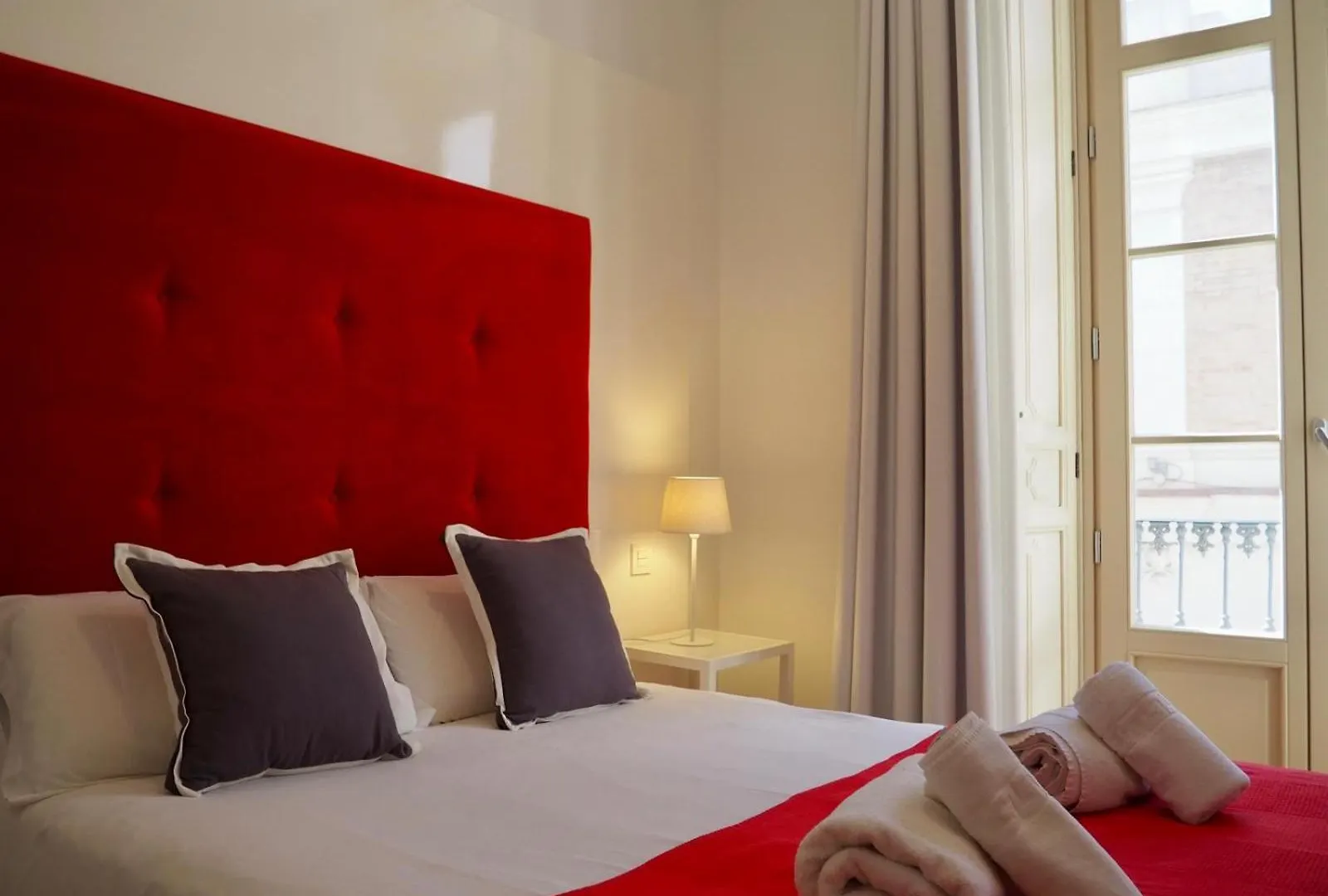 Hello Malaga Echegaray Premium Apartment 0*,  Spain